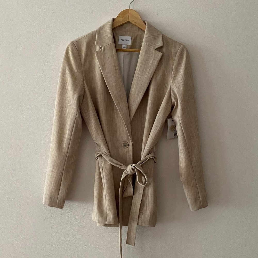 NWT Nine West Belted Blazer in Beige Size M